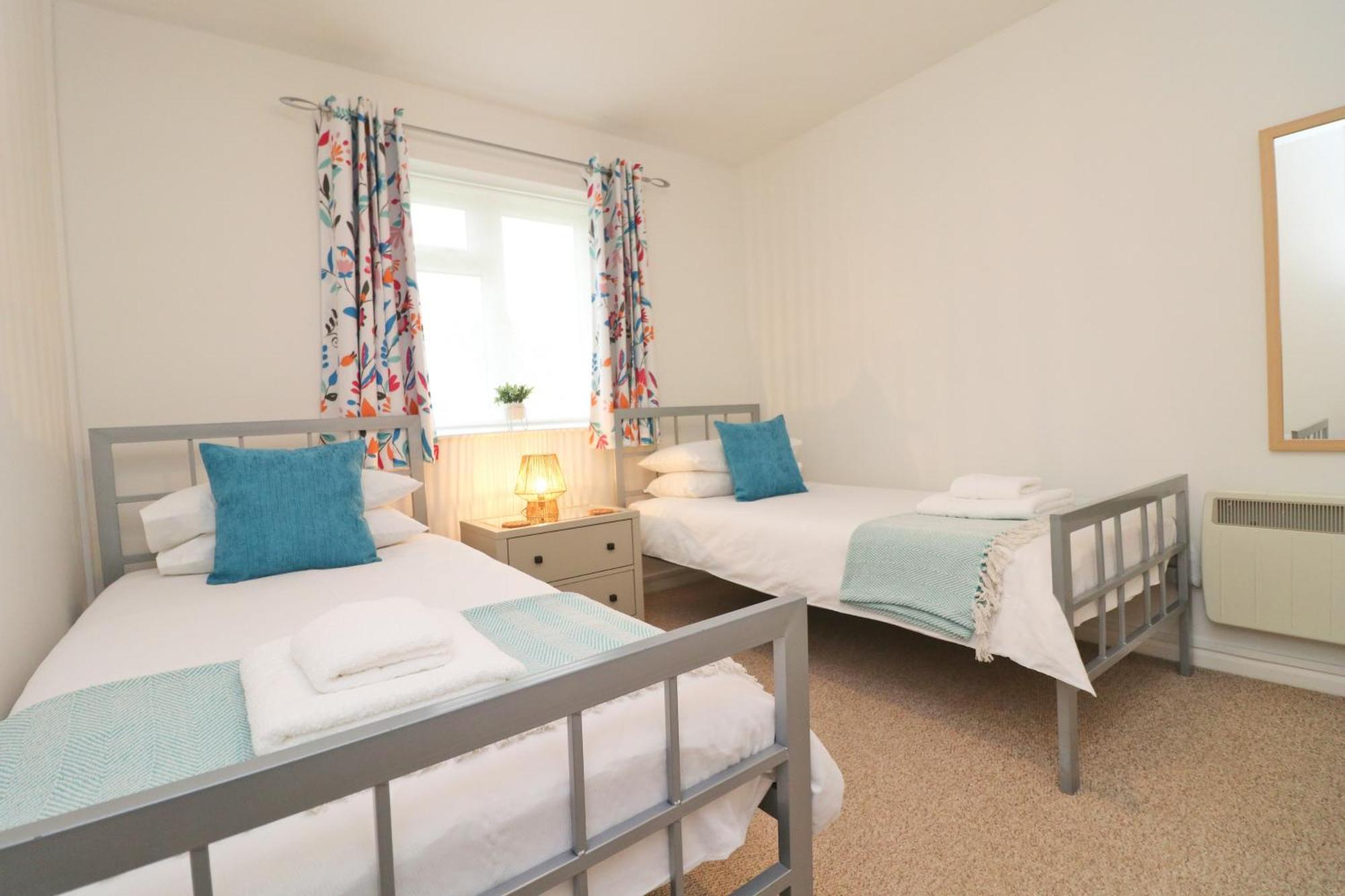 7 Bays For 7 Days! Spacious Bungalow Near 7 Beaches Saint Merryn Exterior photo