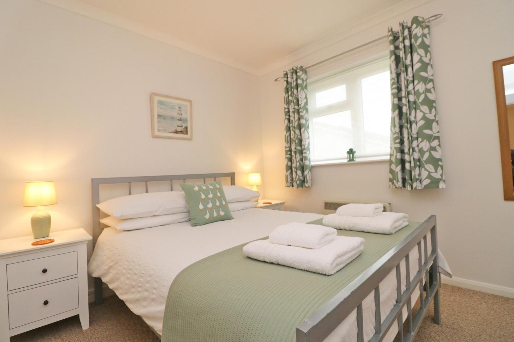 7 Bays For 7 Days! Spacious Bungalow Near 7 Beaches Saint Merryn Exterior photo